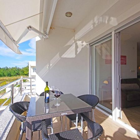 Apartment Laura ปริฟลากา ภายนอก รูปภาพ