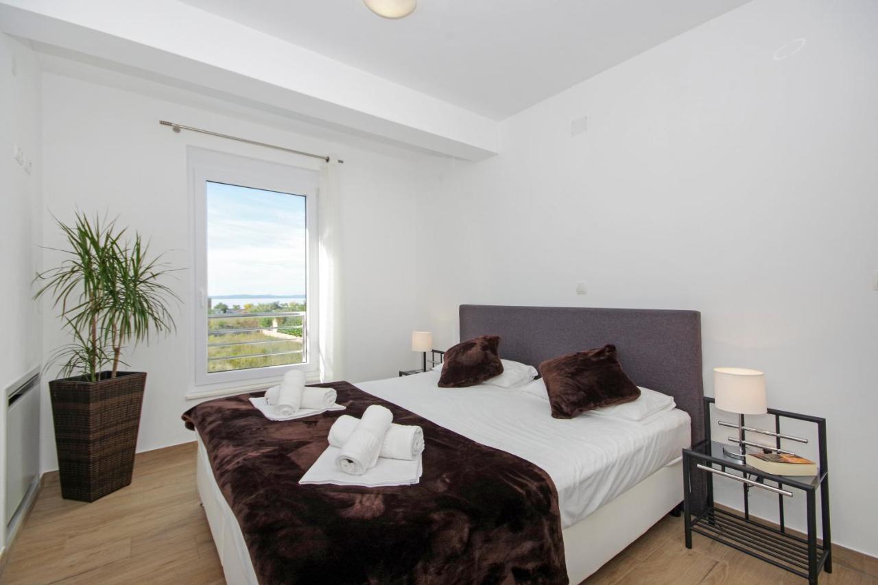 Apartment Laura ปริฟลากา ภายนอก รูปภาพ